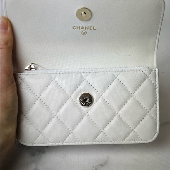 CHANEL WALLET ON CHAIN - Picture 6 of 13